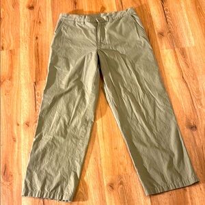 Patagonia Organic Cotton Pants
Men’s 32
